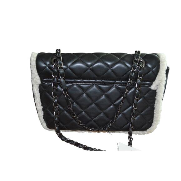 Gilda Paris Women's Quilted Shoulder/Crossbody Chain Bag - Picture 2 of 4